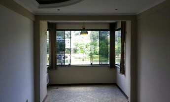 Imagem 2: Porto Alegre - Apartamento Padrão - Intercap