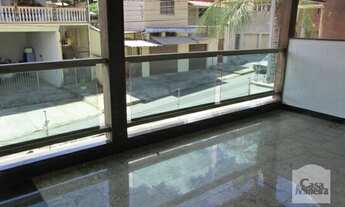 Imagem 5: Casa à Venda - Barreiro, 3 Quartos, 366 m²