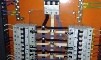 Imagem 4: Prédio comercial com 06 andares divididos em 600 m2 na Uruguaiana no centro do Rio de Jane