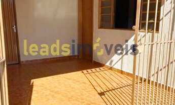 Imagem 2: Casa para Venda em Ribeirão Preto, Parque Industrial Tanquinho, 2 dormitórios, 1 banheiro