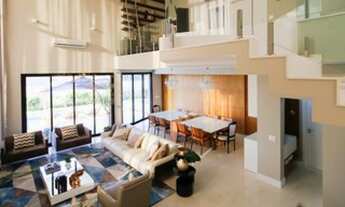 Imagem 4: Amplie seu Olha para essa Luxuosa casa de Esquina - Localizada no Condomínio Alphaville!