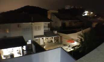 Imagem 2: Sobrado triplex Mobiliado e decorado, Vista para o Mar, 3 suítes, à venda na Praia dos Amo