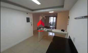 Imagem 7: Botafogo - 2 quartos com suíte , dependência completa e vaga escriturada