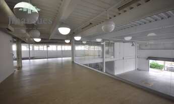 Imagem 5: Prédio comercial com Galpão e Docas