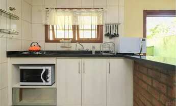 Imagem 6: PORTO ALEGRE - Casa Padrão - Hípica