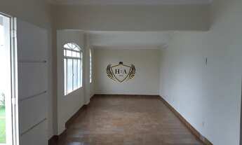 Imagem 3: Casa térrea com 3 quartos no Bairro Flamboyant