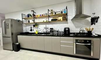 Imagem: Alto padrão, situado no RESERVA DNA, parte