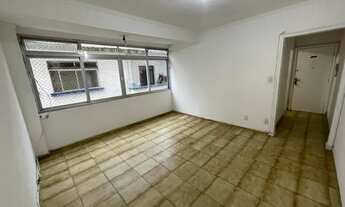 Imagem 2: Aluga-se apartamento 2 dormitórios, 2 banheiros, 90 m², quadra da praia