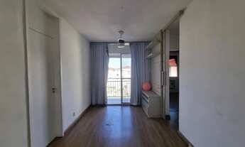 Imagem 3: Excelente Apartamento com Varanda em Condomínio