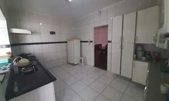 Imagem 4: Mogilar - Vende-se Casa