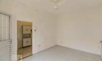 Imagem 2: Casa para Aluguel - Saúde, 1 Quarto, 35 m2