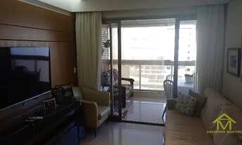 Imagem: 2 quartos, 2 suítes, 1 banheiro social