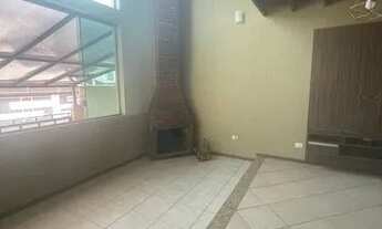 Imagem 6: Casa para aluguel possui 350 metros quadrados com 4 quartos