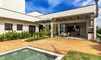 Imagem 3: Belíssima Casa nova, Semi mobiliada com 5 suítes á venda no Condomínio Fazenda Alvorada em