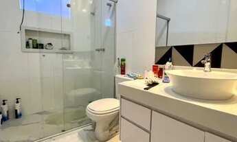 Imagem 3: Casa de condomínio térrea para aluguel possui 350 metros quadrados com 4 quartos