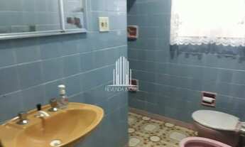 Imagem 6: Casa com 2 dormitórios, garagem e possibilidade de comércio na Rua Dias da Silva