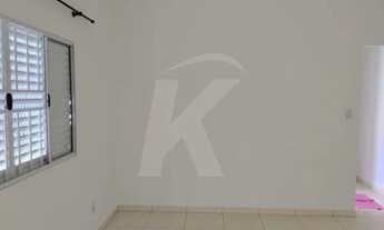 Imagem 2: Casa térrea independente com 1 quarto, cozinha, banheiro