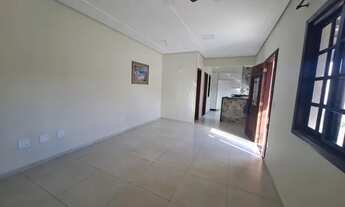 Imagem 3: Casa para aluguel possui 300 metros quadrados com 3 quartos