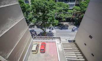 Imagem 6: Privilégio Imóveis vende: Maravilhoso apartamento todo reformado em Copacabana