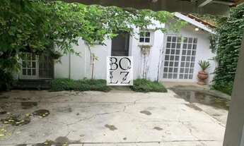 Imagem 1: Casa para Venda em São Paulo, Jardim Paulistano, 3 dormitórios, 1 banheiro, 3 vagas