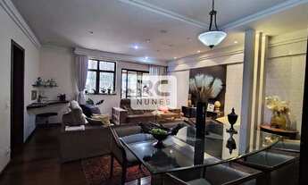 Imagem 4: Sofisticação e Conforto: 4 Quartos em Condomínio com Estrutura de Lazer