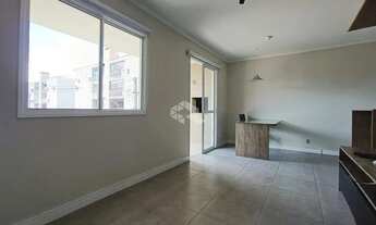 Imagem 3: Apartamento 2 dormitórios, 1 vaga, sacada com churrasqueira, excelente posição solar