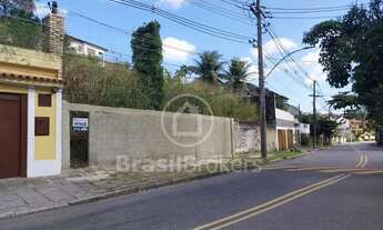 Imagem: Terreno residencial em localização privilegiada