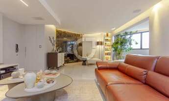 Imagem 4: Apartamento de alto padrão reformado, com 151 m² privativos, localizado no Edifício Álvaro