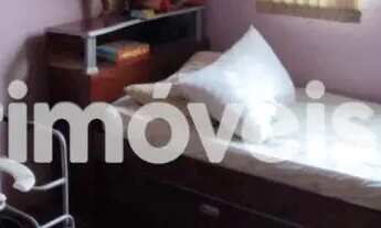 Imagem 7: Casa com 176 m²; - Sendo 3 Quartos com Edícula nos fundos e vaga para 3 carros