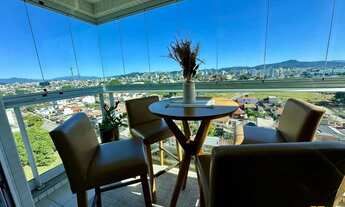 Imagem 2: Apartamento de 3 Dormitórios, sendo 1 Suíte, no Novo Estreito - Jardim Atlântico, Florianó