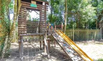 Imagem 5: Casa em Condomínio com 3 dormitórios, sendo 1 suíte, no bairro Hípica