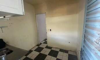 Imagem 5: QNM 4, Ceilândia Norte - Casa de três quartos, com mais kitnets nos fundos