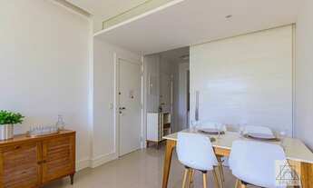 Imagem 4: Apartamento para venda possui 75 metros quadrados com 2 quartos em Lagoa - Rio de Janeiro