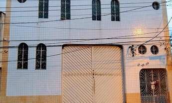 Imagem 2: Galpão/Depósito/Armazém para aluguel e venda com 582 metros quadrados