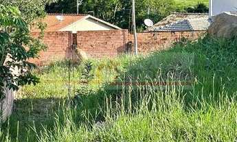 Imagem 2: Lote/Terreno para venda com 372 metros quadrados em Centro - Águas de São Pedro - SP