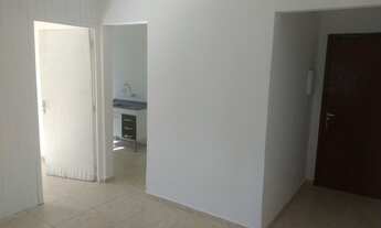 Imagem 2: Kitnet/conjugado para aluguel possui 32 metros quadrados com 1 quarto