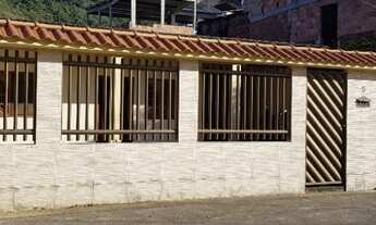 Imagem: Vende-se casa em Fragoso