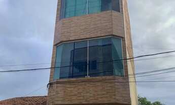 Imagem: Prédio de 3 andares a venda no Alto do