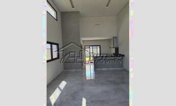 Imagem: Ótima casa térrea em condomínio fechado