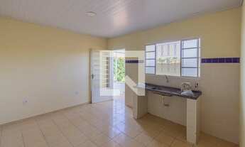 Imagem 2: Casa para Aluguel - Vila Palácios, 1 Quarto, 40 m2