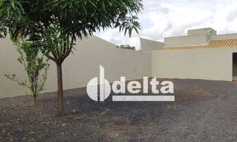 Imagem: Casa com 2 dormitórios à venda, 100 m²