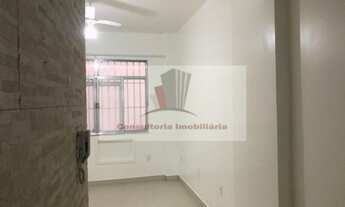 Imagem 2: Copacabana - posto 6 - Av. Atlântica - portaria com saída para a Praia - lindo conjugado