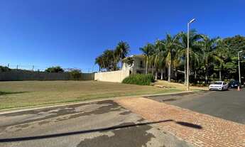 Imagem 2: Casa de condomínio para venda tem 887 metros quadrados em Jardim Karaíba - Uberlândia - MG