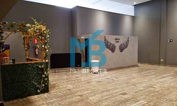 Imagem 2: Galpão à venda e para locação com 720m² , com perfil para realizações de eventos em geral