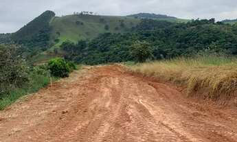 Imagem 3: E12- Terrenos com lago e Patinhos