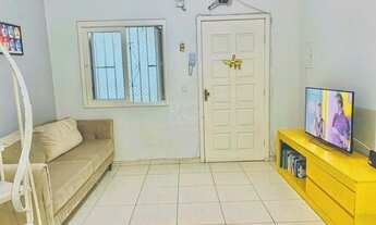 Imagem 3: Porto Alegre - Casa Padrão - Tristeza