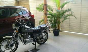 Imagem: Casa duplex, 04 quartos sendo 03 suítes