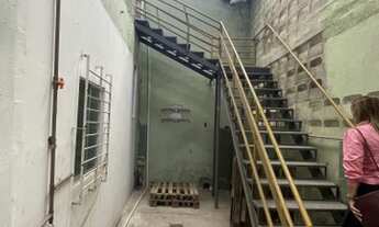 Imagem 5: Galpão/Depósito/Armazém para aluguel e venda possui 1060 metros quadrados