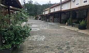 Imagem 4: Porto Alegre - Casa Padrão - Hípica
