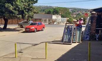 Imagem 5: Vendo lote comercial com 3 lojas e 1 casa